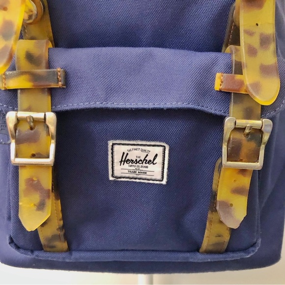 Herschel Supply Company Unisex Blue Little America Backpack. - Picture 3 of 15